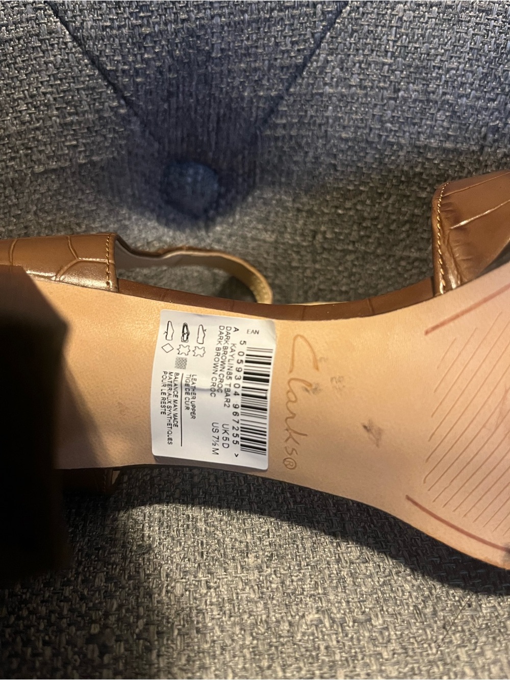 Clarks Brown T-Strap Block Heels with Croc Texture - Picture 13 of 13